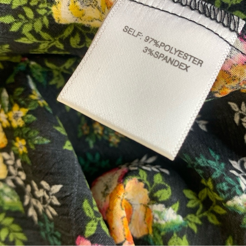Rose + Olive Split Neck Floral Peasant Blouse - Picture 10 of 10